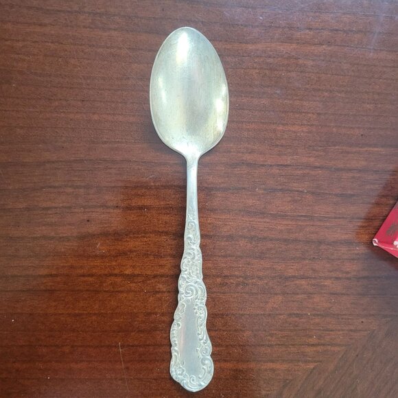 Vintage Wm. Rogers & Son AA Silver-Plated Ornate Spoon 6 Inches Long - Picture 1 of 5